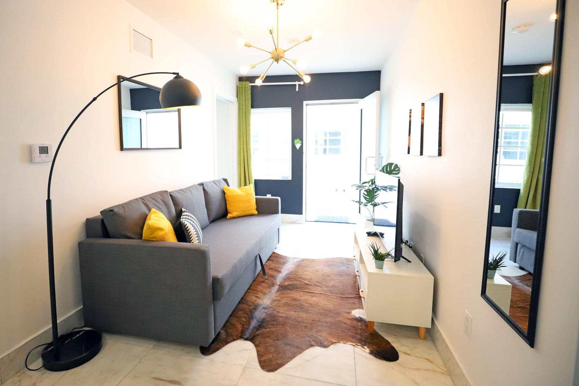 South Beach 2 Bedroom Family Pet Friendly Apartment With Free Parking On Premise ไมอามีบีช ภายนอก รูปภาพ